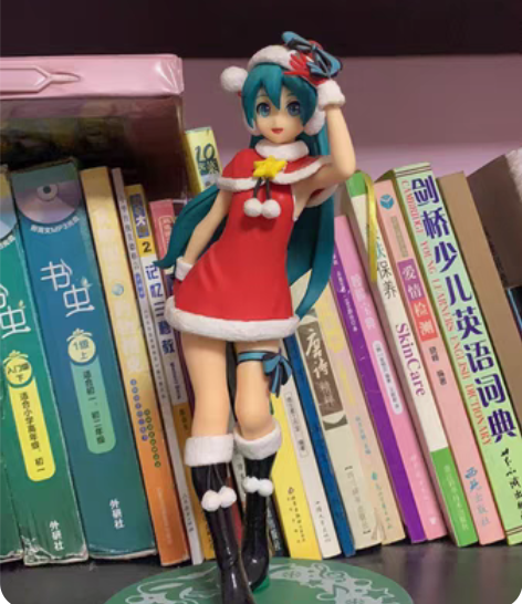 包邮手办～初音～朋友送的正品。喜欢的拿走。...