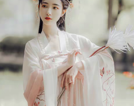 转卖芳华:玉兰 池夏原创设计改良汉服汉元素...