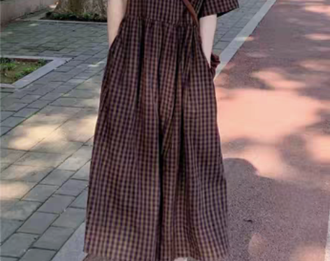 转卖格纹连衣裙女娃娃领学院风裙子夏季日系复...