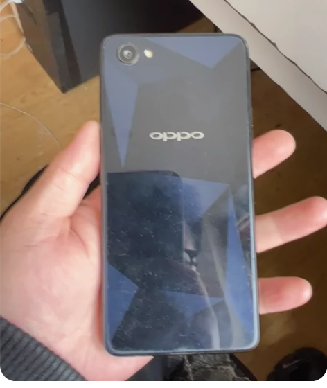 oppoa3 4128 支架开了，具体如图...