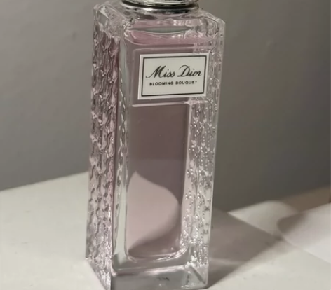 花漾甜心滚珠香水20ml 全新仅试香  暑...