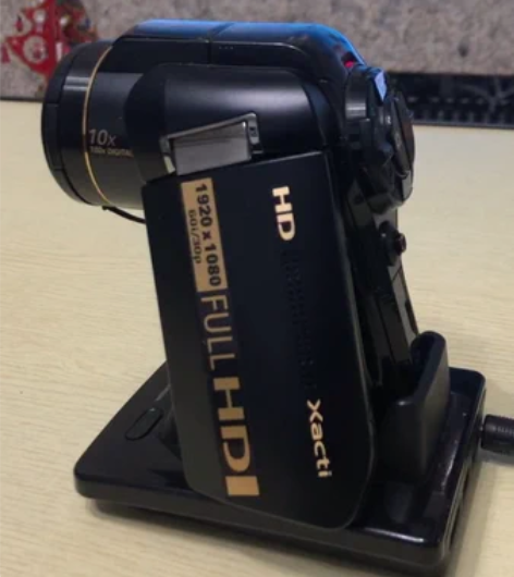 展示不出售一台17年前买的1080p摄像机...