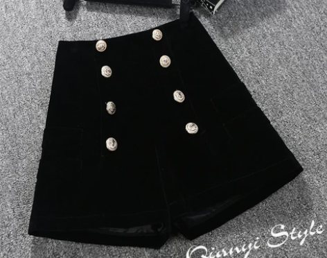 穿过一次 九成新 金丝绒短裤女春秋2022...