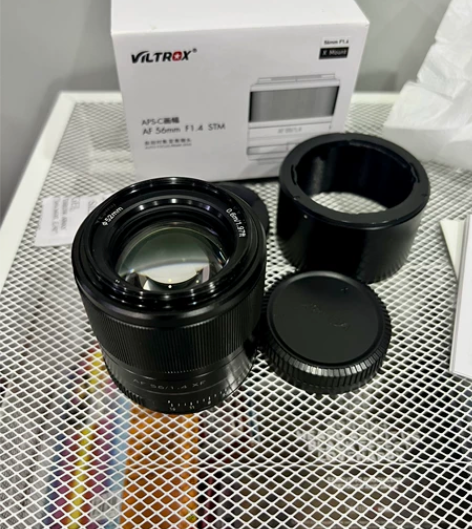 唯卓仕56mm F1.4 STM XF卡口...