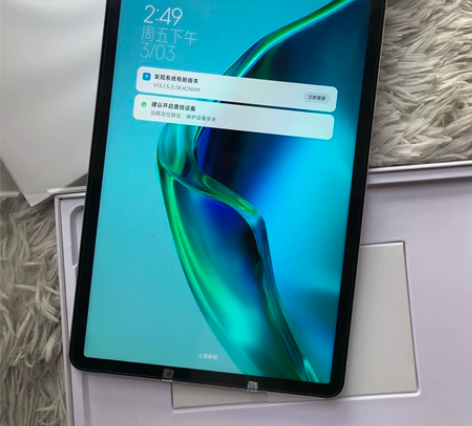 小米平板5:6+256gb 屏幕有两个明显...