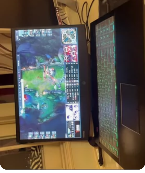 惠普暗影精灵6 plus 17.3英寸游戏...