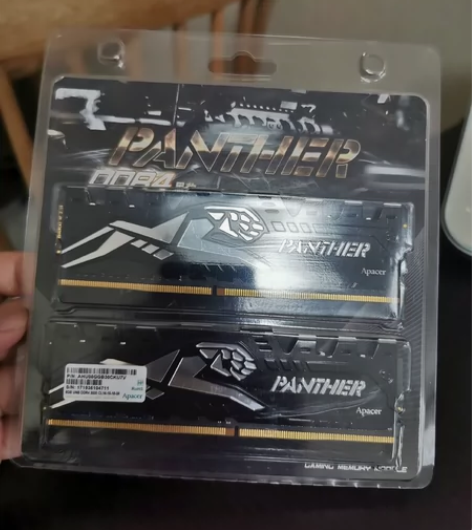 宇瞻黑豹内存条DDR4，3000hz，两条...