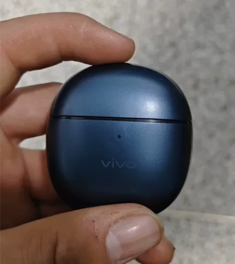 vivo tws air只有右耳和充电仓，...