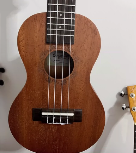 全新尤克里里，21寸和23寸的都有，原价1...