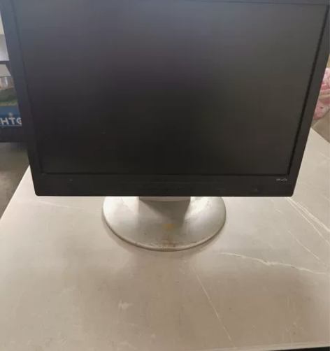惠普液晶显示器,可以正常使用,有需要的联系...