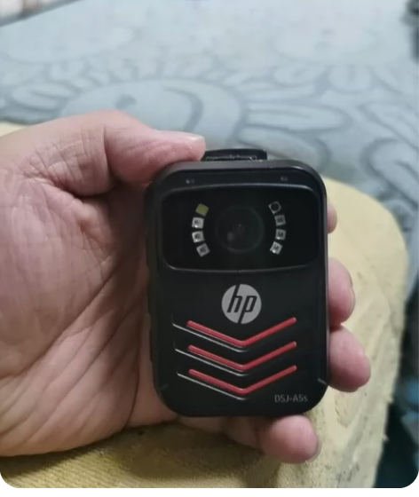 惠普执法记录仪128g内存 充电器线在 感...