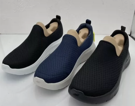 全新现货斯凯家夏季网面一脚蹬健步鞋 缓震透...