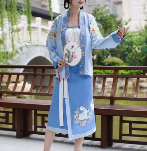 岚悦音原创汉服【花卯瑶】 39/出 宋制旋...