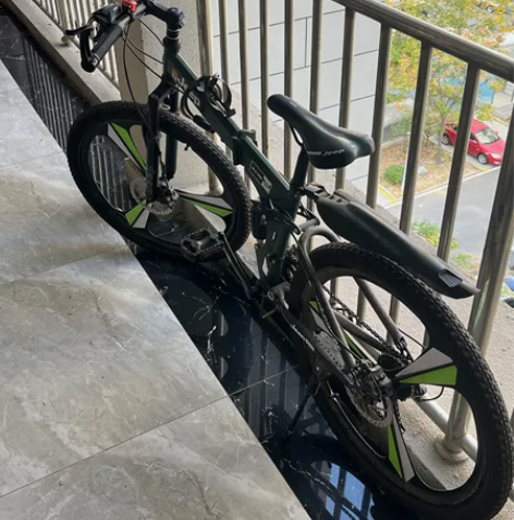 吉普自行车 最好自提 不包邮 买回来上学用...