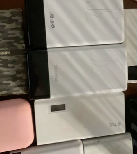 充电宝,都是没怎么用的,有5000至300...