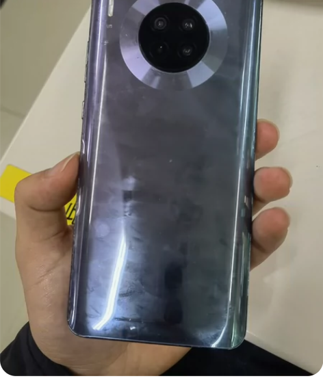 华为mate30Pro,清洗过一次,未维修...