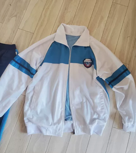 校服，金普新区春秋运动校服，165码，成套...