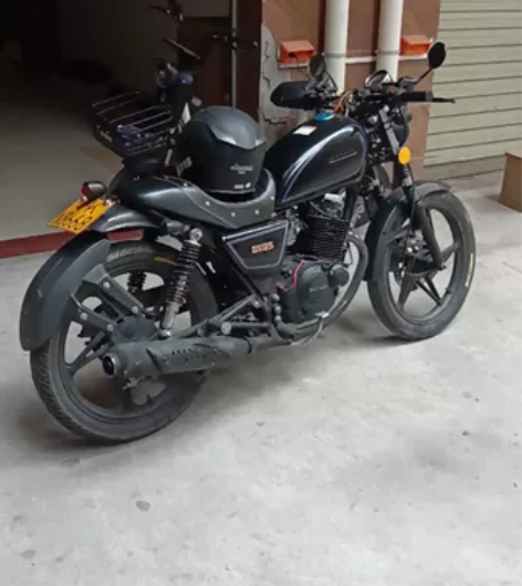 慢出一台个人自用铃木复古摩托车 无暗病 三...