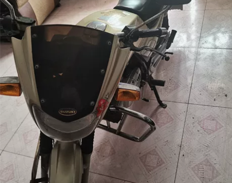 豪爵125摩托车 感兴趣的话点“我想要”和...