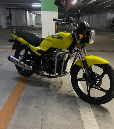 豪爵125摩托车,这种车正常保养压根骑不坏...