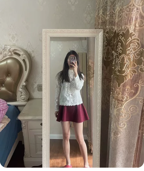 实拍红丝绒厚重裙子，百褶裙，学生裙，春秋冬...