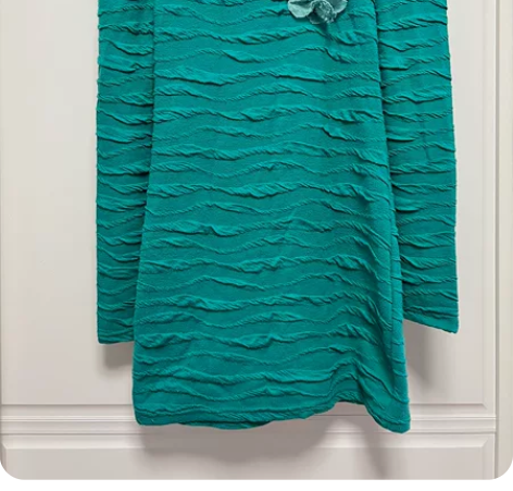 包臀裙，有弹力，非常显示身体曲线的，料子不...