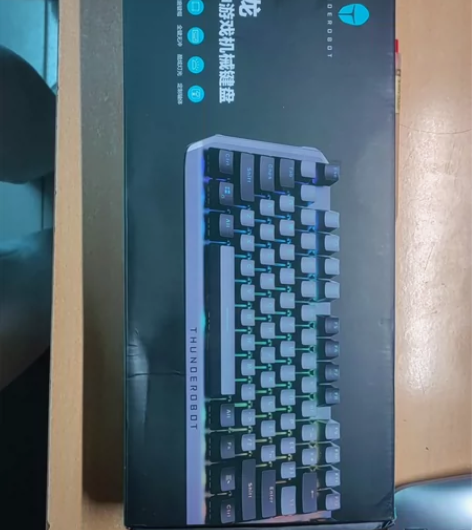 雷神（ThundeRobot） 玄龙KL5...