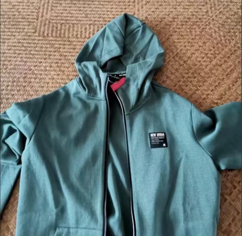 特步运动外套男连帽卫衣夹克防方风衣 仓库清...