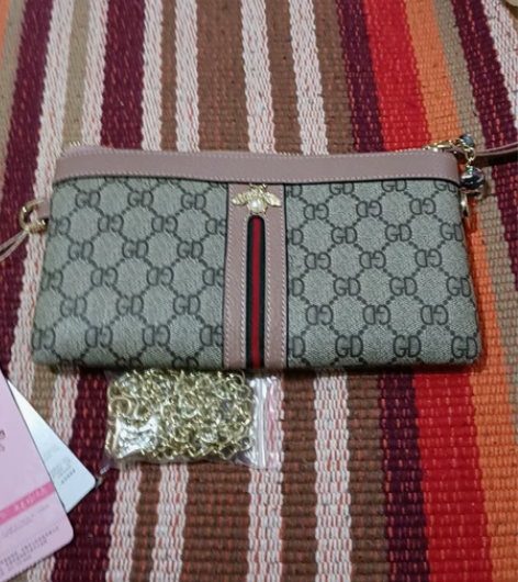 啄木鸟钱包手拿包，单肩链条包，全新未拆封，...