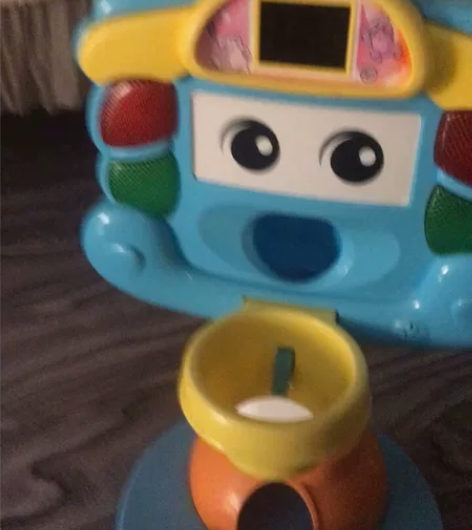 投球玩具，二手八成新，产品到手没有怎么玩，...