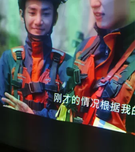 家用投影仪3千流明高亮度。 infocus...