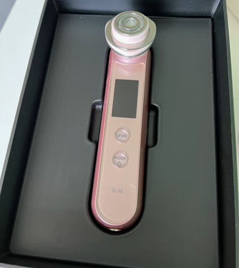 自用~ 雅萌(YA-MAN)射频红光美容仪...