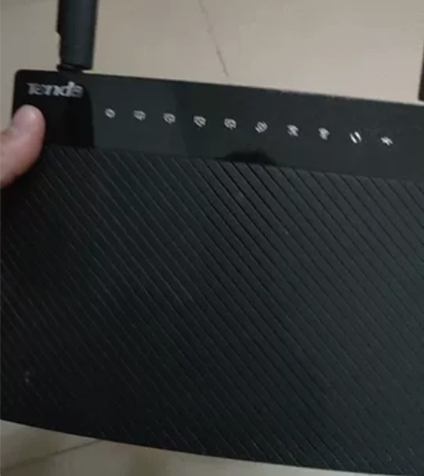 腾达AC9 1200M千兆端口路由器无线家...