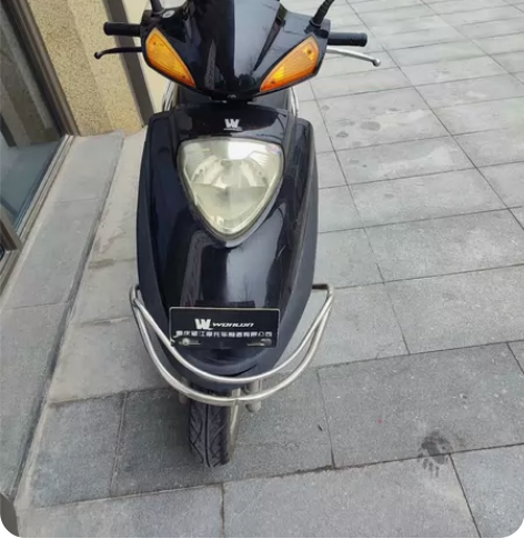 铃木125，17年7月的车，1W加里程，手...