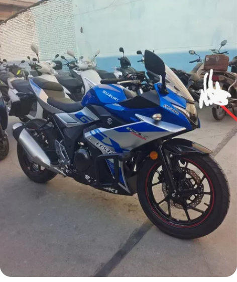 22年铃木gsx250 个人一手户,仅三千...