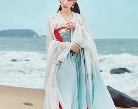 汉服出租 十三余 小豆蔻 XS全套?轻微穿...