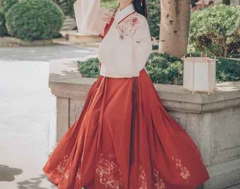 便宜出汉服  汉尚华莲芙蓉月，正品，全新S...
