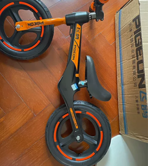 飞鸽正品儿童平衡车无脚踏1-3-5-6岁滑...