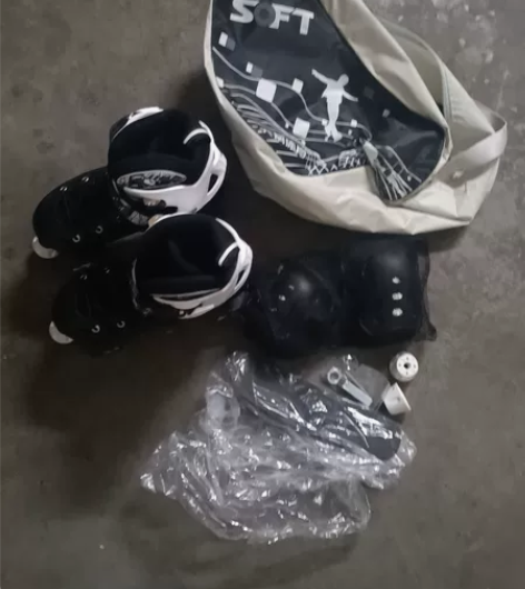 溜冰鞋成人双排轮滑鞋成年旱冰鞋四轮滑冰鞋儿...
