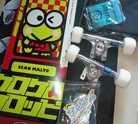 全新girl专业双翘滑板整板 配置很高 全...