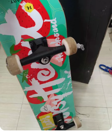 DBH滑板王一博同款用过几次送全新护具 感...