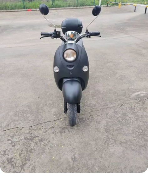 9成新的60V20A雅迪电动车，过年换的新...