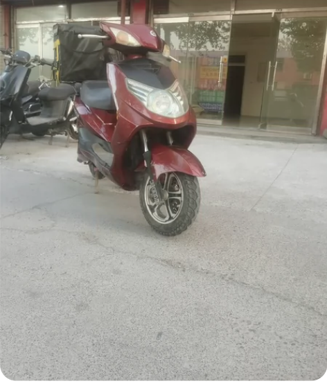新日电动车，七成新，低价处理 感兴趣的话点...