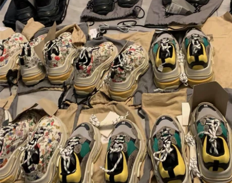 巴黎世家xGucxi 联名 大量到货 35...