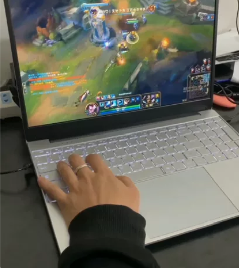 【回笼资金】i7英特尔笔记本15.6寸电脑...