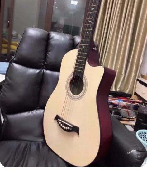 吉他几乎全新38寸单板吉他便宜出，很喜欢 ...