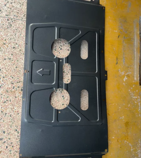 新款smart发动机下护板 感兴趣的话点“...