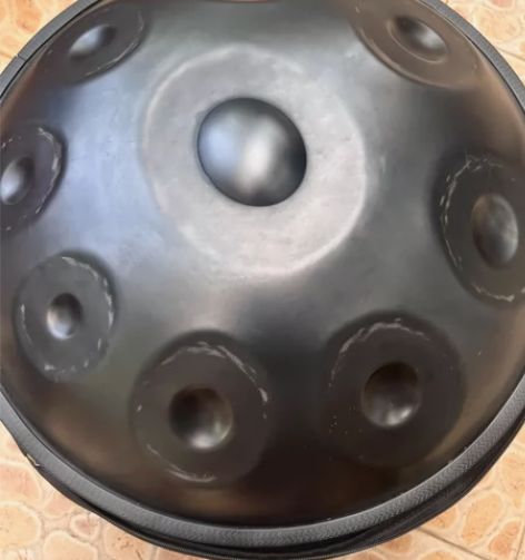 手碟鼓handpan 声音很正,玩起来不扰...