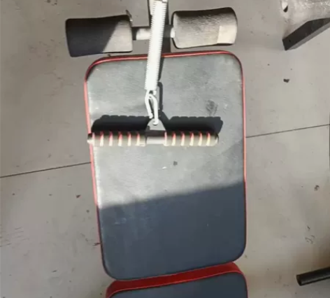 健身器材两个，左边的85元，右边带计数器，...