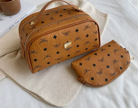 女化妆包韩国大号大容量高级感手提防水收纳包...